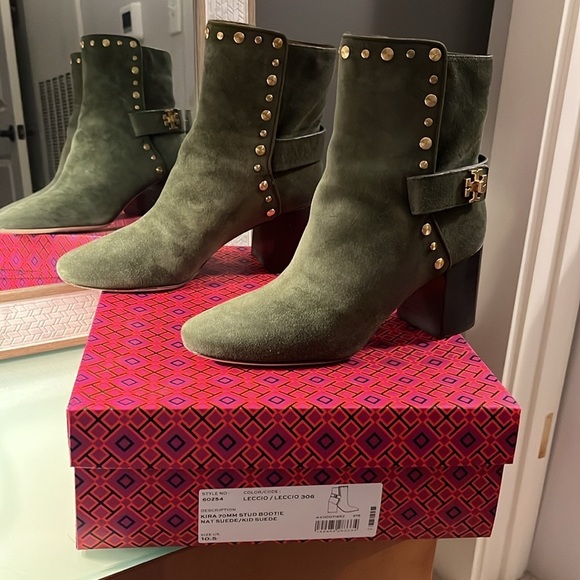 Tory Burch Olive Green Suede Bootie - Picture 3 of 10